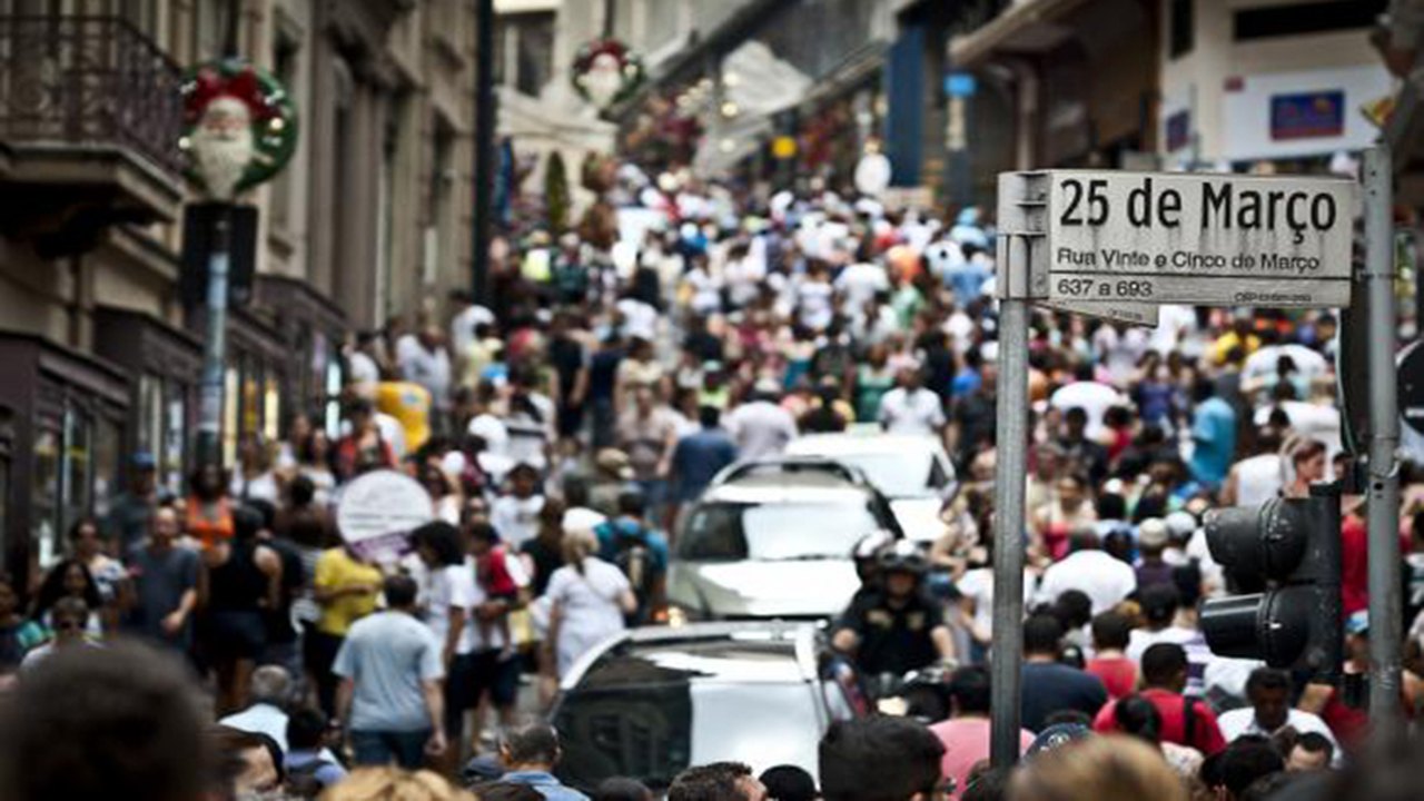 Desemprego vai a 11,8% e país tem 12 milhões de desocupados