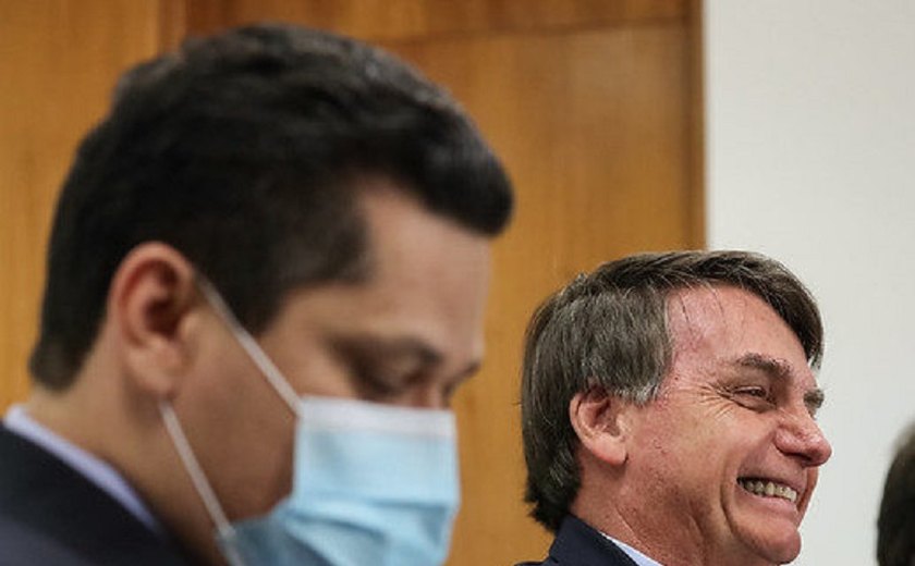 Davi acusa Bolsonaro de descumprir acordo e ameaça derrubar veto em lei do saneamento