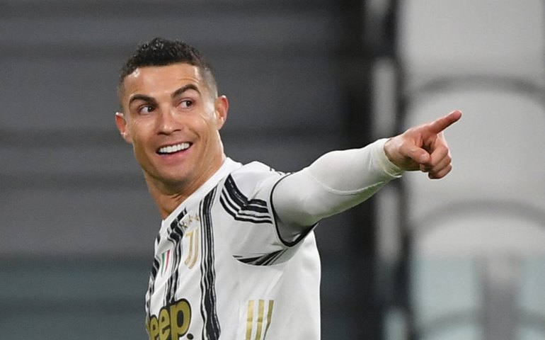 Erik ten Hag prepara Manchester United para retomar ritmo sem Cristiano Ronaldo