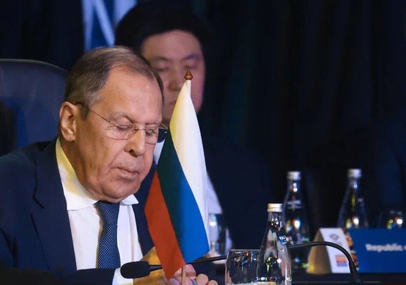 Lavrov: terroristas de todo o mundo 'se alimentam' das armas ocidentais enviadas à Ucrânia