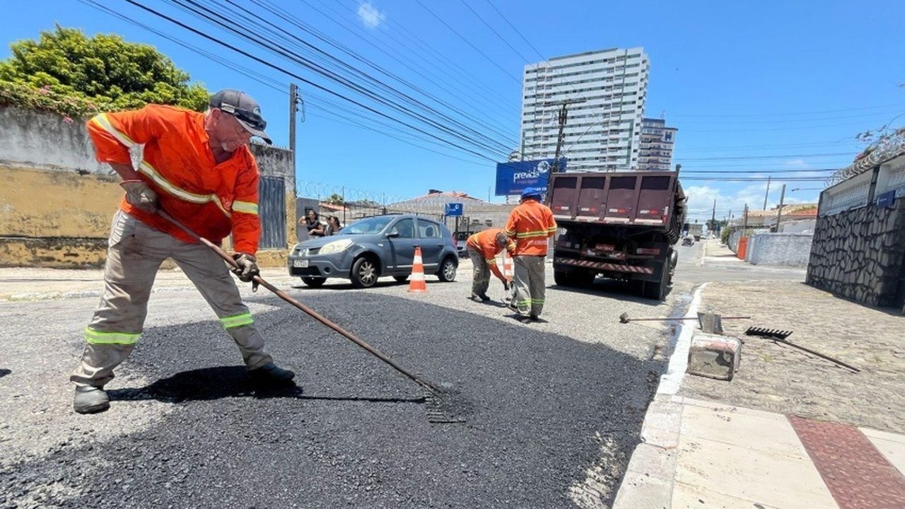 Operação Tapa-Buraco alcança cerca de 37 bairros por mês e reforça manutenção viária em Maceió