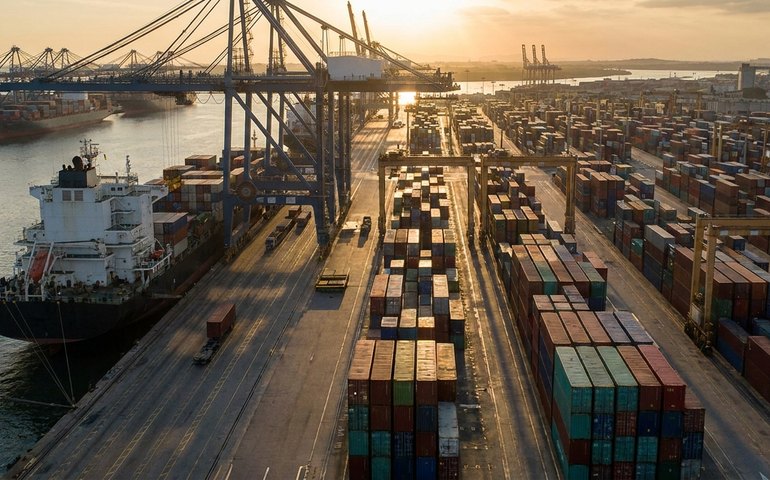 Comércio Brasil-EUA cai 14,3% até maio, aponta Amcham