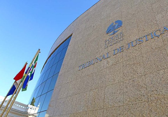 Justiça de Alagoas pede suspensão de lei municipal que dificulta direito ao aborto legal
