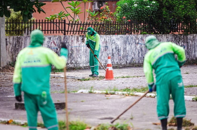 Alurb faz mutirão de limpeza na partes alta e baixa da cidade