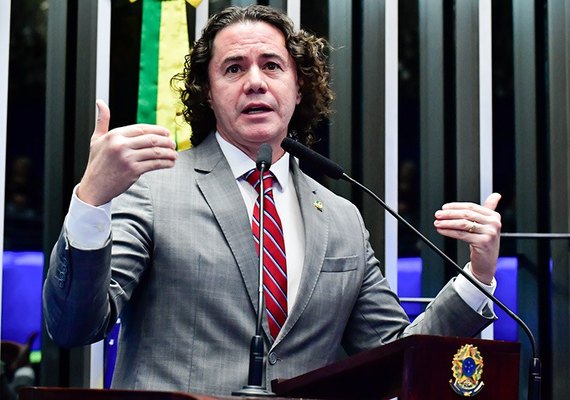 Veneziano defende PAC e esforços do governo na reestruturação do país