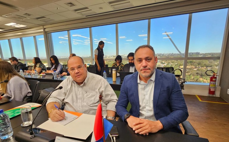 Secretário discute políticas para saúde pública em reunião do Conass em Alagoas