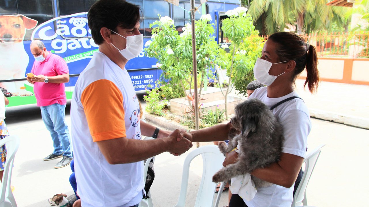 Prefeitura de Coruripe inicia projeto de castração de animais pelo Pontal