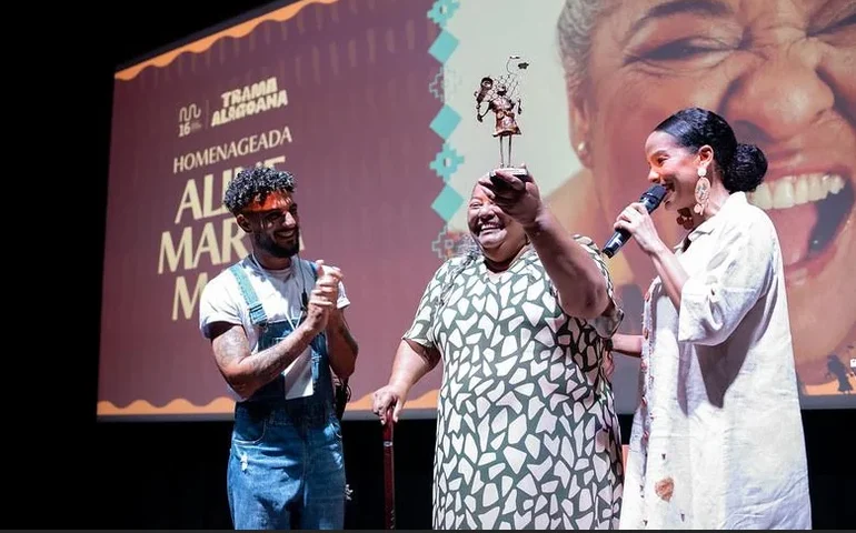 16ª Mostra Sururu chega ao fim com homenagem e premiações, confira a lista dos vencedores