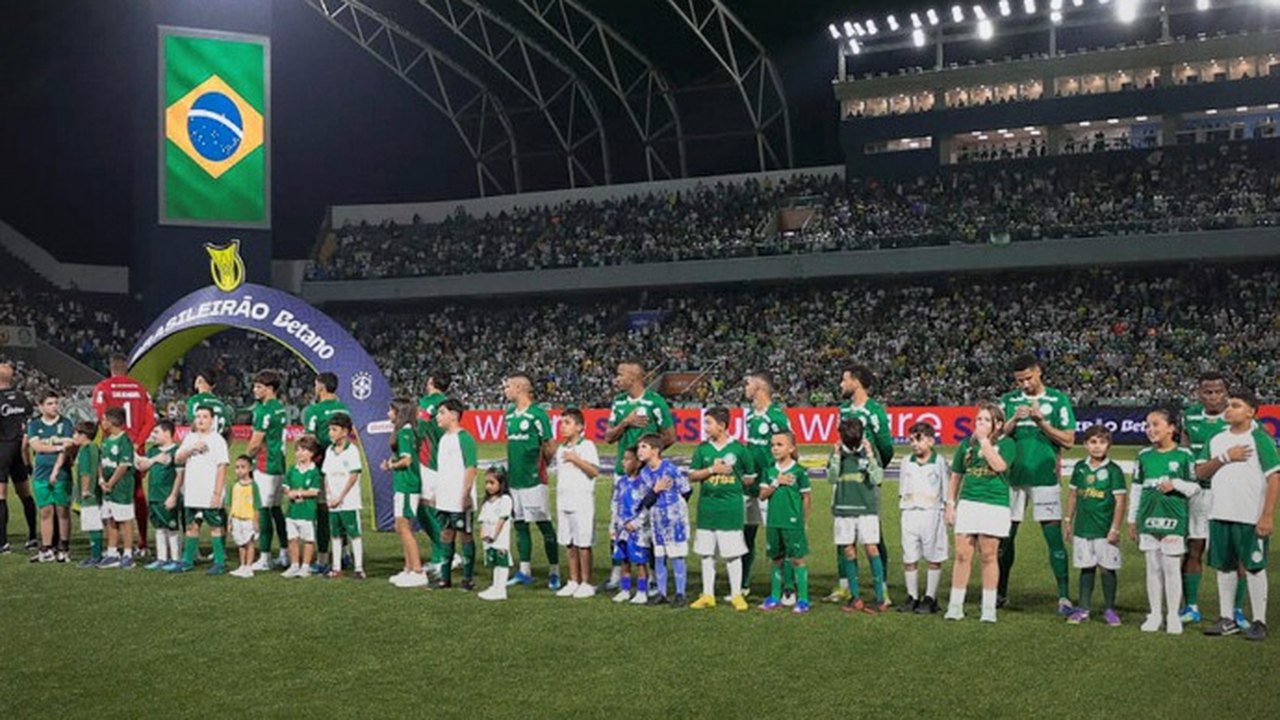 Clubes da Série A batem faturamento recorde de R$ 14,9 bilhões, mas dívidas seguem em alta