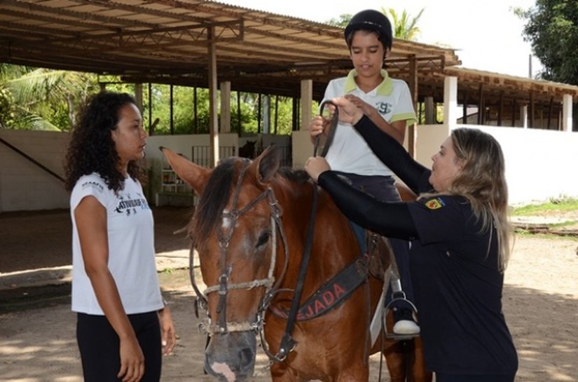 Estado garante serviço de equoterapia para mais de 800 alagoanos