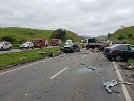 Cinco morrem em acidente na BR-393, altura de Barra do Piraí