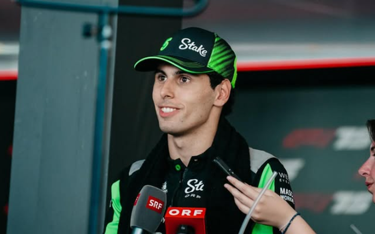 Piastri exalta McLaren no 2º treino livre e pede foco para GP da Austrália; Bortoleto é 14º