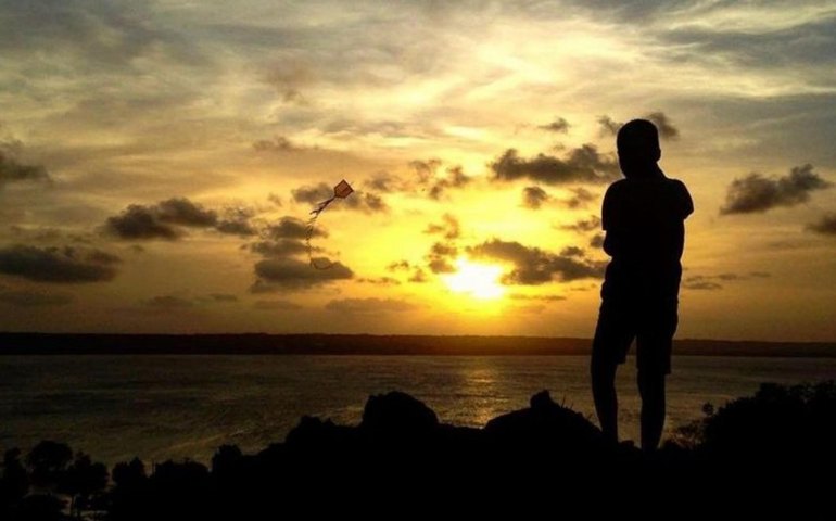 Exposição 'Lacuna: Sismografia de Memórias' traz olhar artístico sobre desastre ambiental em Maceió