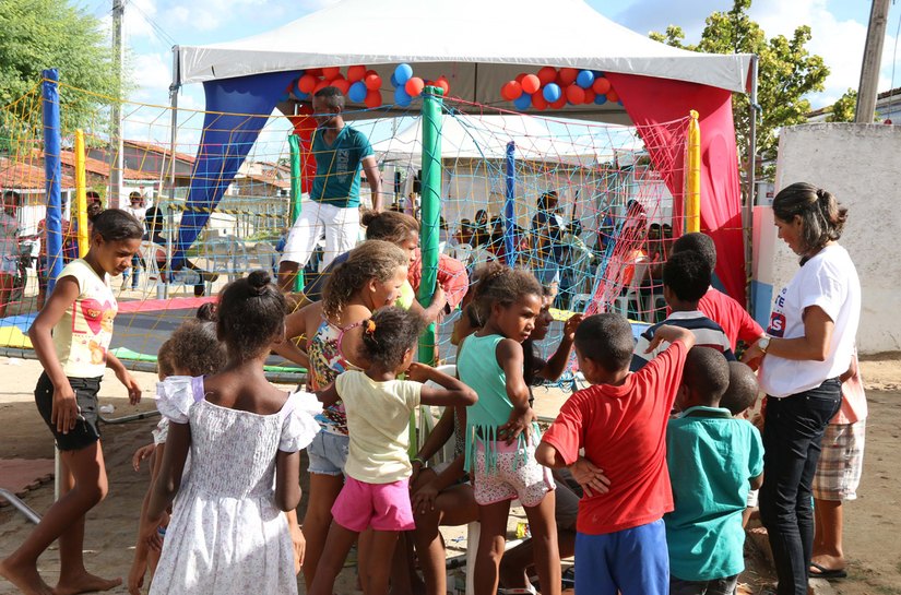 Casais oficializam união no Dia D do Governo Presente em Cacimbinhas