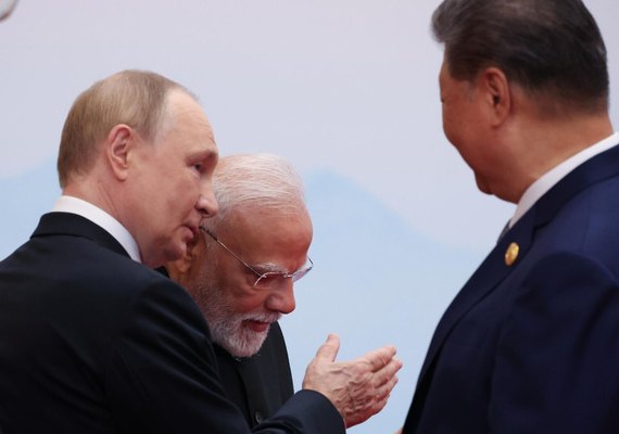 Rússia, China e Índia podem desafiar hegemonia econômica dos EUA, diz mídia