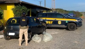 Motorista e duas passageiras são presos com mercadoria furtada em Nossa Senhora do Socorro / Foto: Foto: PF/SE
