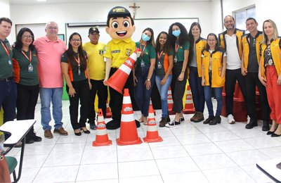 SMTT recebe 500 cones para ampliar segurança e sinalização em Arapiraca