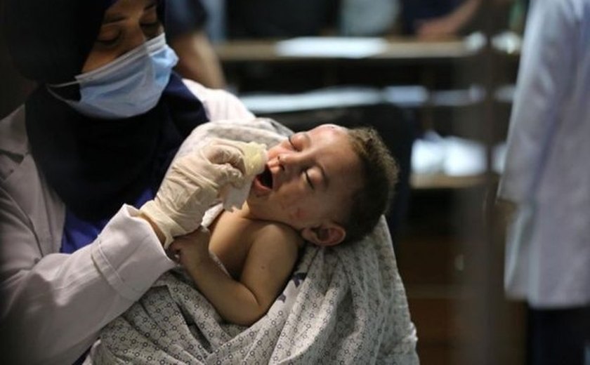 Bebê em Gaza é salva do ventre da mãe morta em ataque israelense