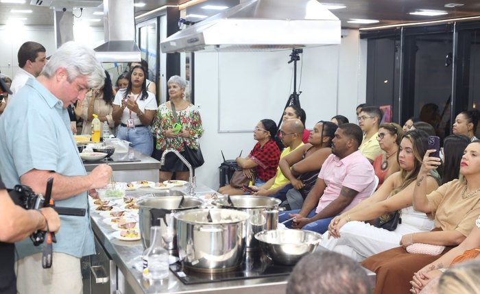 Festival Penedo Sabor & Jazz reúne chefs renomados em aulas-show gratuitas Festival Penedo Sabor & Jazz reúne chefs renomados em aulas-show gratuitas
