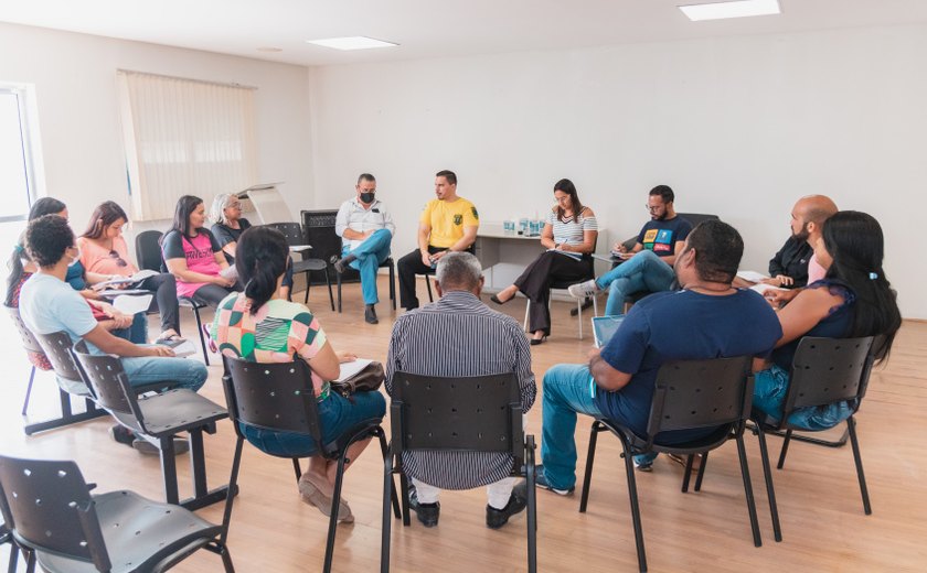 SMTT recebe lideranças de bairros da parte alta de Maceió