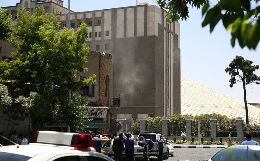 Autores do ataque em Teerã lutaram com Estado Islâmico no Iraque e na Síria
