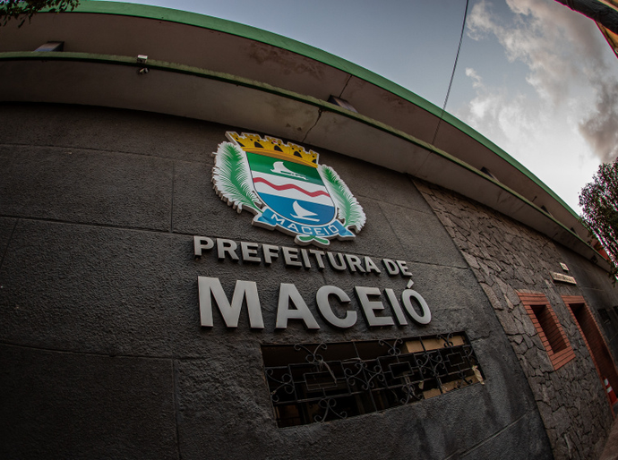 Prefeitura de Maceió antecipa salário de fevereiro nesta sexta