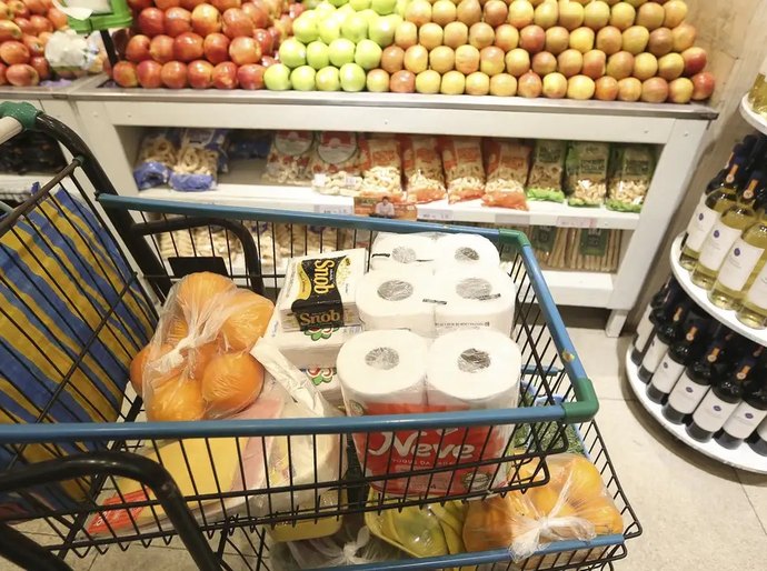Prévia da inflação de abril fica em 0,43%, puxada pelos alimentos