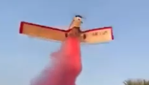 Avião parte ao meio