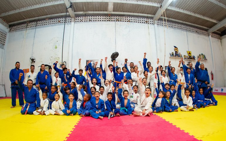 Projeto Judô na Guarda Municipal de Maceió recebe representantes de Brumadinho (MG)