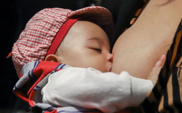 Ferramenta vai monitorar anúncios de substitutos do leite materno