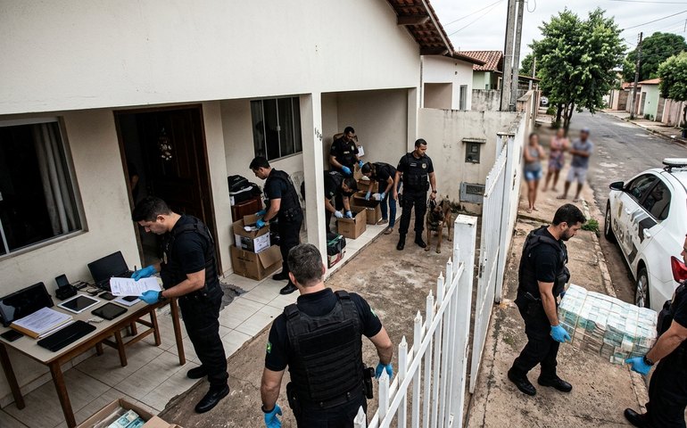 Operação bloqueia R$ 300 milhões e mira organização de pirâmide financeira no Brasil, Ucrânia e Japão