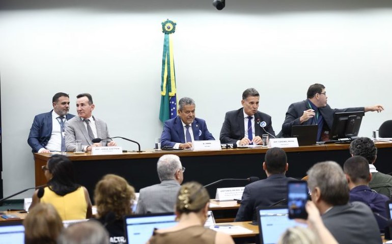 Médicos e psicólogos criticam mudanças na carteira de habilitação e defendem avaliação regular da saúde de motoristas