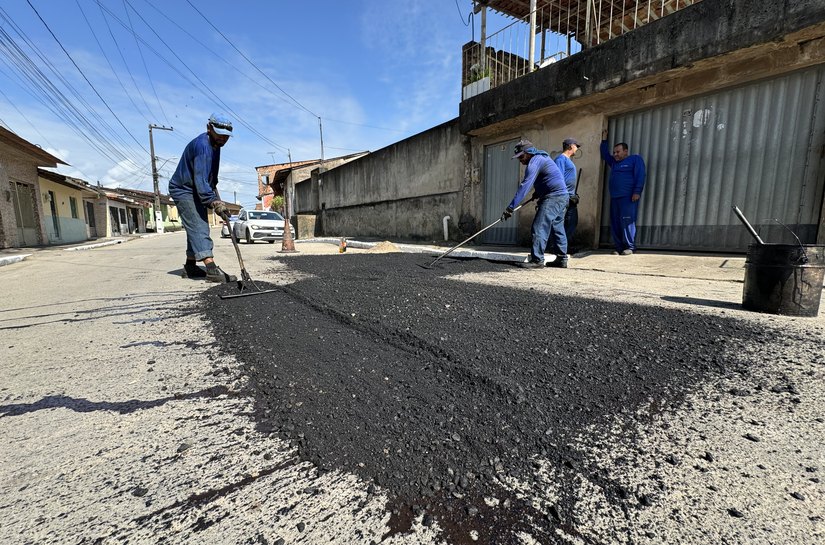 Operação Tapa-buraco recuperou 357 ruas de Maceió em agosto
