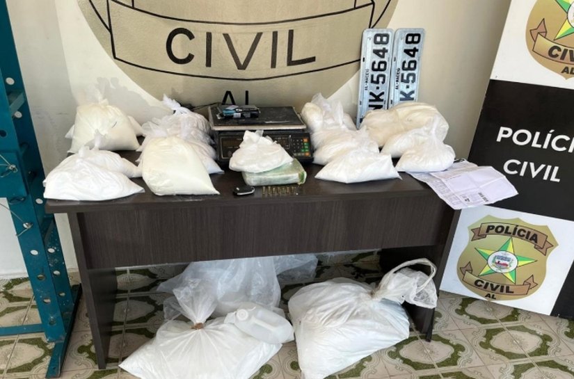 Polícia Civil apreende mais de 40 kg de drogas e desmantela laboratório clandestino em Arapiraca