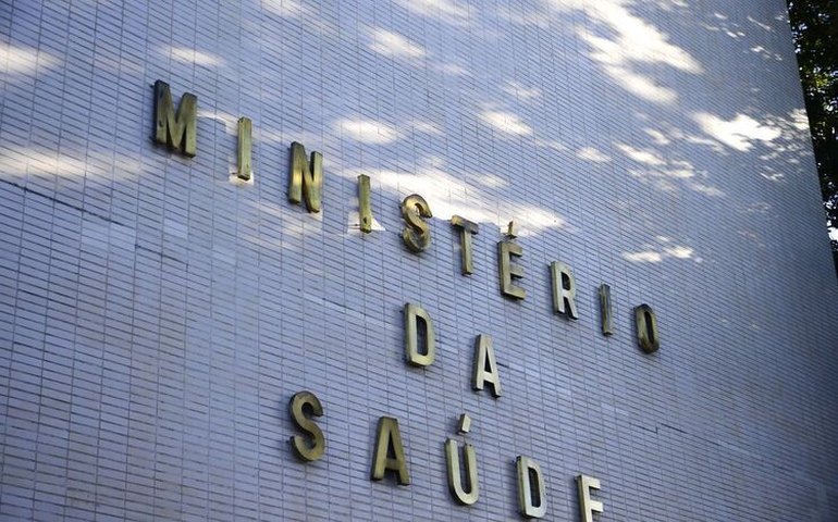 Consulta sobre vacinação infantil é questão pacificada, diz ministro