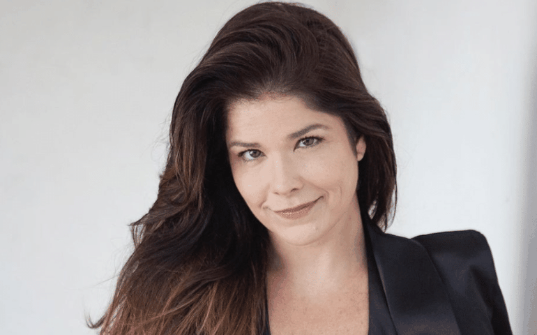 Samara Felippo se declara para o humorista Elidio Sanna em aniversário: 'Casada com ele há 10 anos'