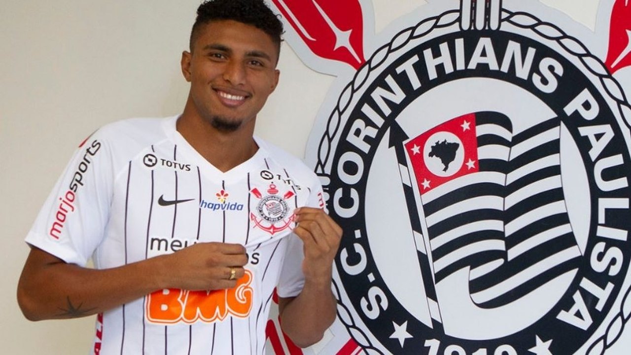 Atalanta anuncia contratação do volante Ederson, e Corinthians levará R$ 430 mil