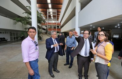 TJ planeja central de atendimento para usuários do Fórum da Capital