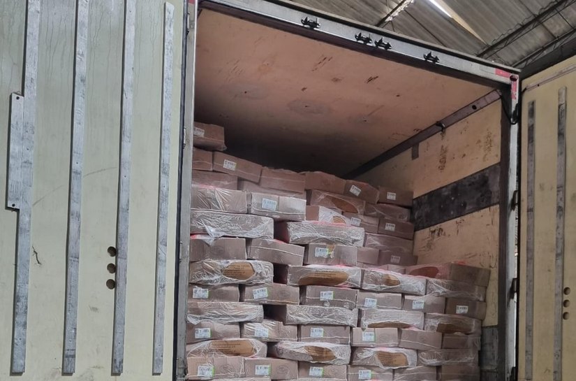 Secretaria da Fazenda flagra 33 toneladas de alimentos irregulares em Maceió
