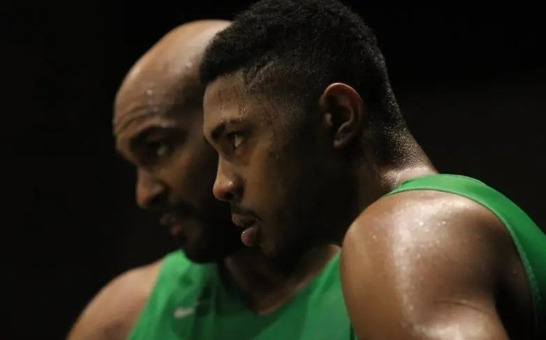 Seleção de basquete se reúne para defender a campanha perfeita nas Eliminatórias