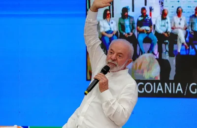 Lula lembra covid e diz que saúde não tem esquerda ou direita