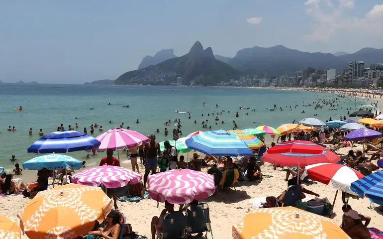Rio tem semana de sol e tempo só muda na sexta-feira à noite