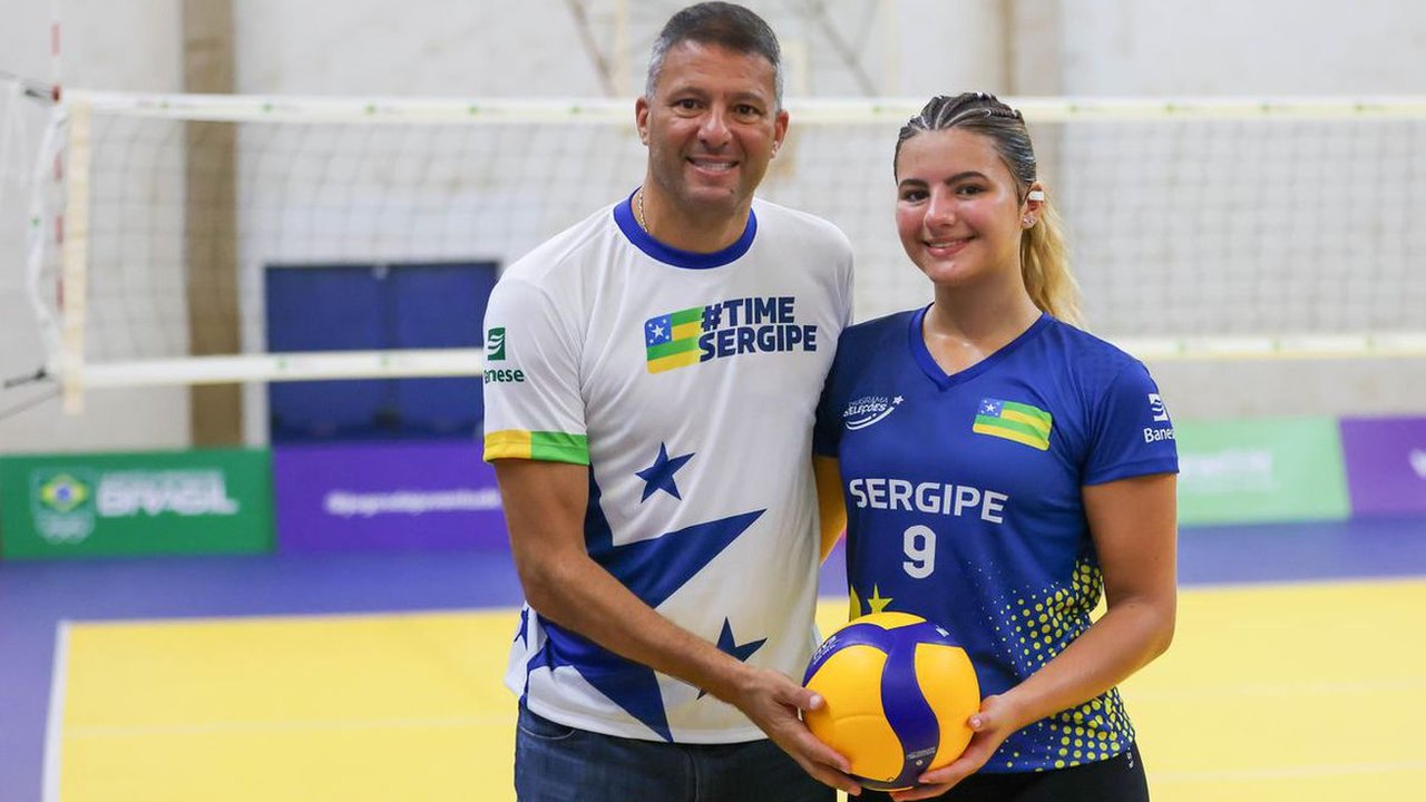 Ex-atacante da seleção prestigia filha nos Jogos da Juventude