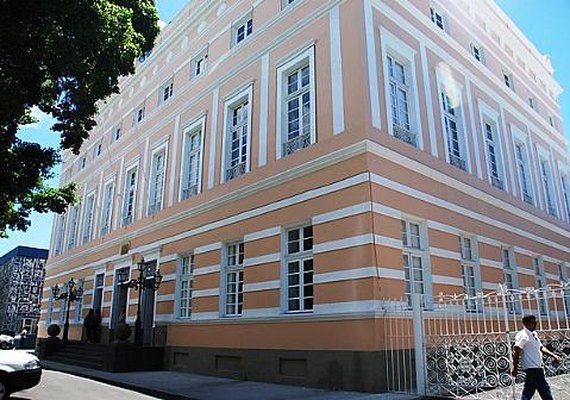 Cerimônia de posse na Assembleia poderá ser marcada por protesto de servidores