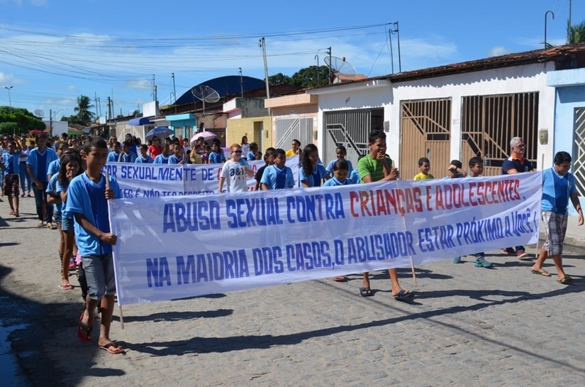 Caminhadas em Campo Alegre marcam dia contra abuso sexual de crianças