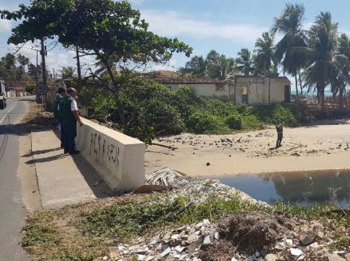 Instituto do Meio Ambiente investiga poluição do Riacho Doce, em Maceió