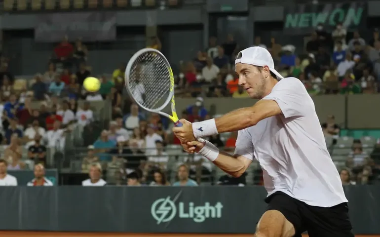 Brasil faz estreia em fase de grupos da Copa Davis contra a Itália; veja formato de disputa