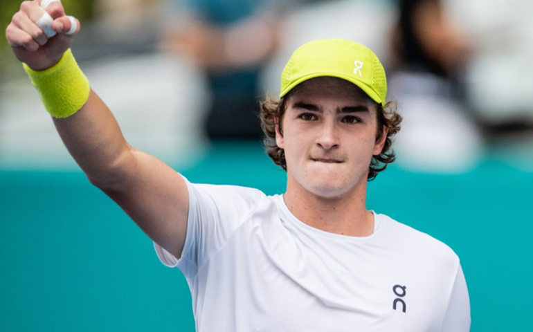 Fonseca valoriza saque na vitória em Miami: 'É como fosse a namorada, ninguém tira da gente'