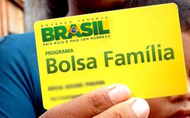 Novo Bolsa Família libera 30% do benefício para pagar crédito consignado