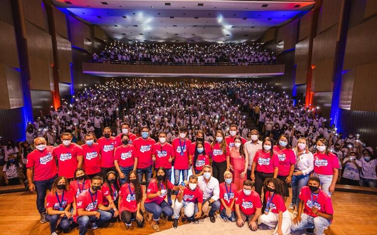 Educação celebra início do ano letivo 2022 com grande encontro com alunos do ensino médio